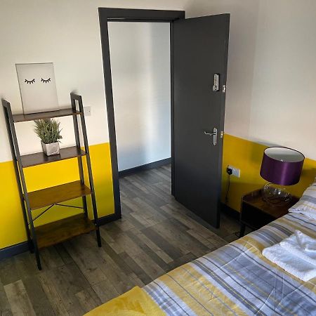 The Willow - Superb Spacious 3 Bed Room Apartment بلاكبول المظهر الخارجي الصورة